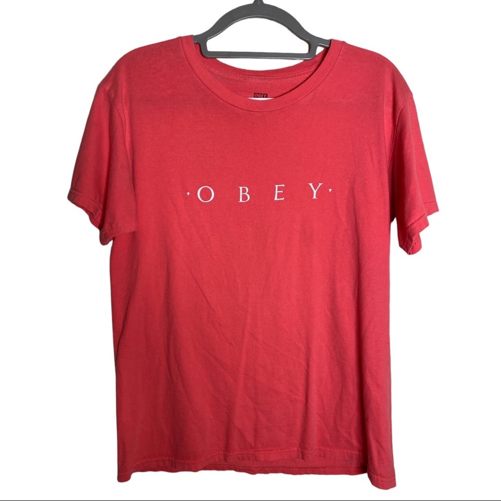 3/$20 Salmon pink OBEY T-shirt soft material size M